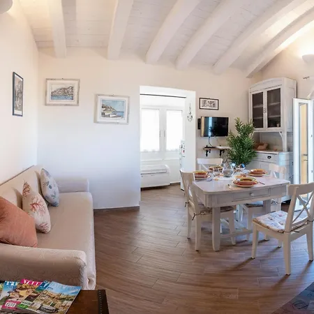 Baia Foce Apartament *